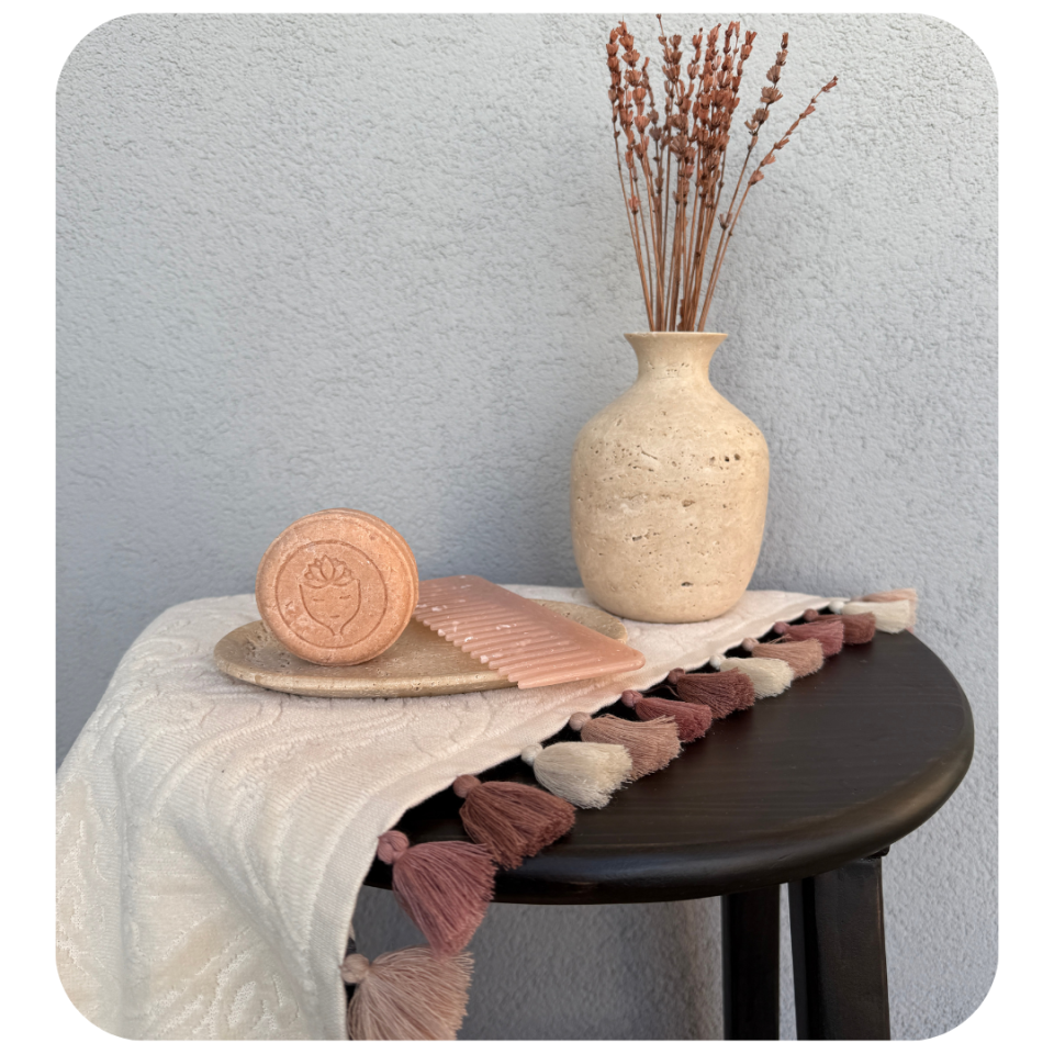 Kuru ve İşlemli Saçlar - Nourishing Shampoo Bar - Katı Şampuan